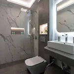 Morfo Luxury Living *