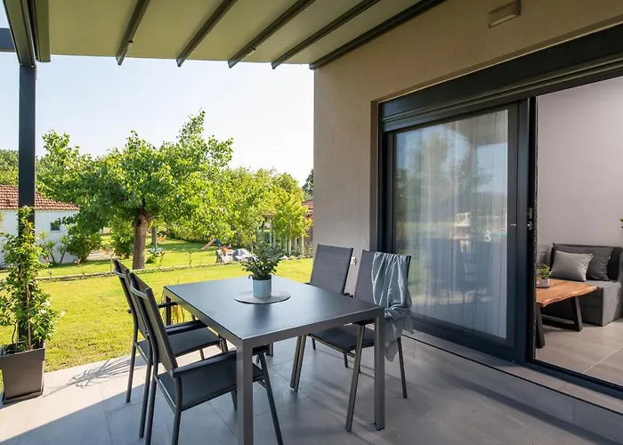 Morfo Luxury Living Szikiá